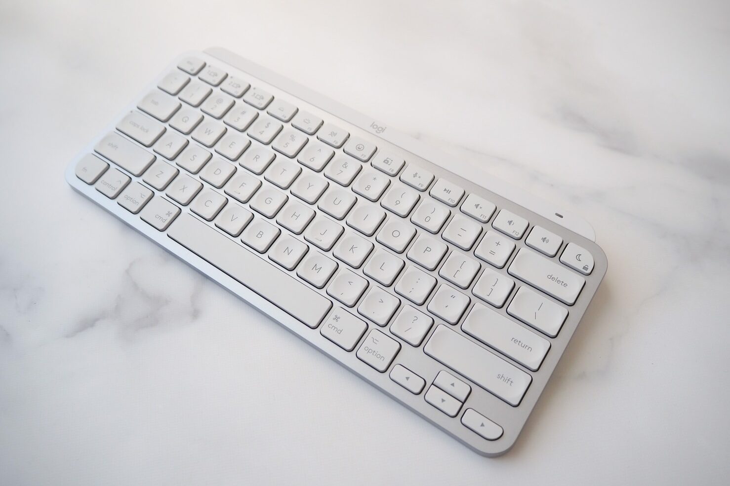 MX KEYS mini for Mac　外観